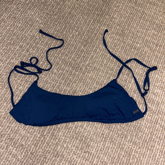 O’Neill two piece - Picture 2 of 6